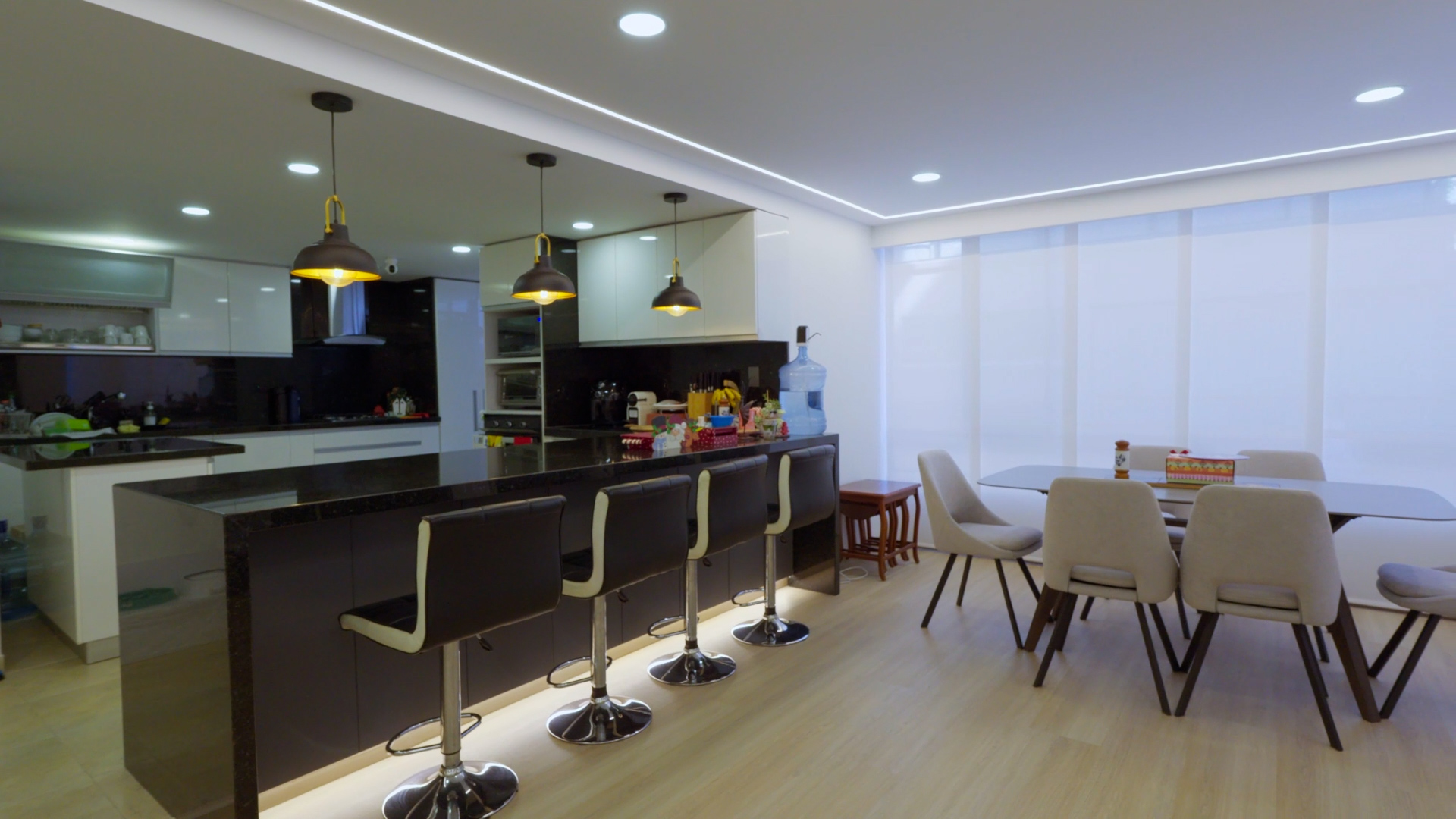 Secuencia 02.00_00_06_12.Imagen fija004 - copia